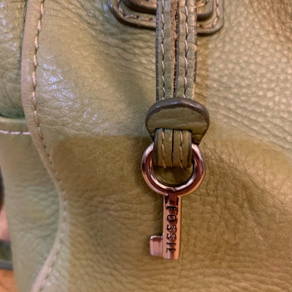 Fossil Avocado Green, Cow Hide Leather Satchel Bag/ Crossbody Purse - Picture 4 of 16